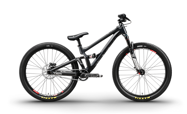YT Industries PLAY CF