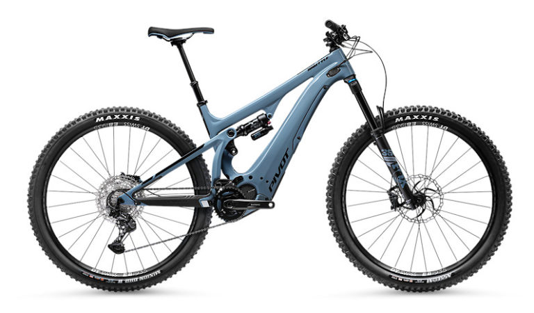 Pivot Shuttle AM Race XT