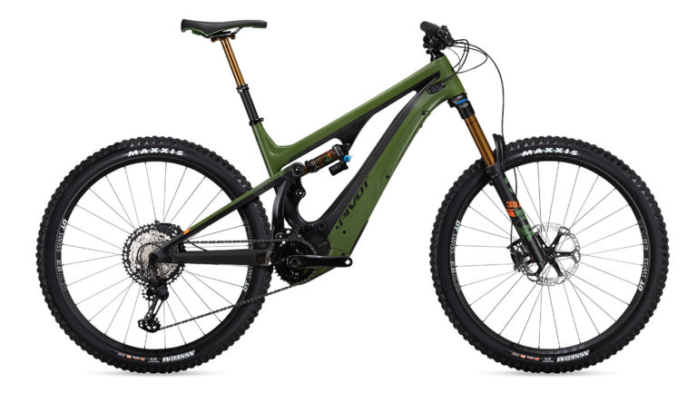 Pivot Shuttle AM Team
